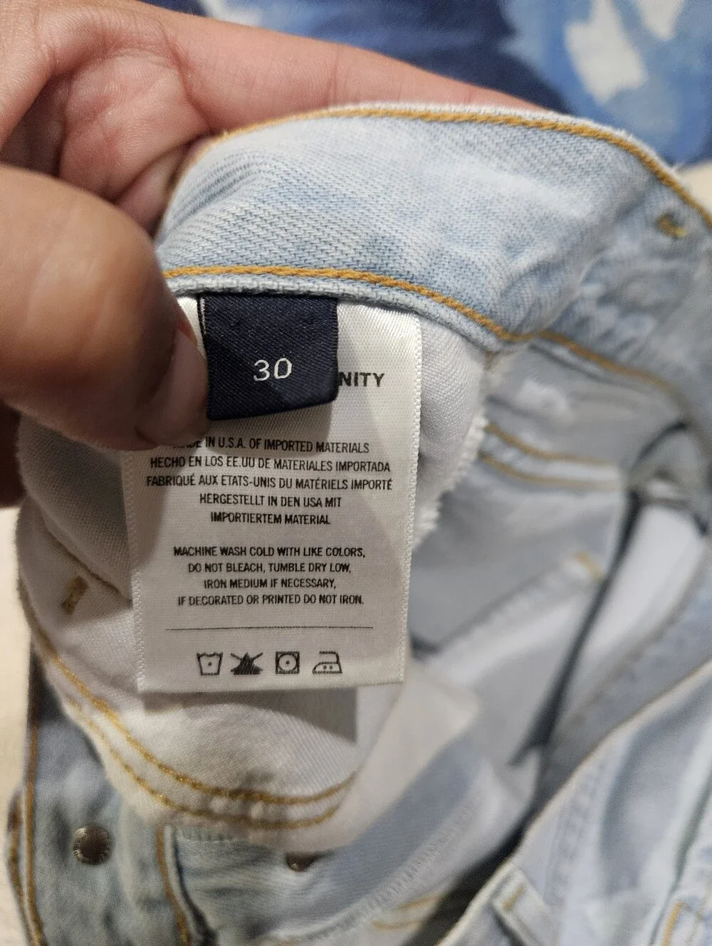 Citizens Of Humanity Pleated Baggy Jean Short Size 30